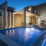 Vila Madi *