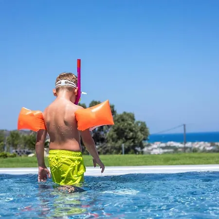 Madi וילה פליראקי